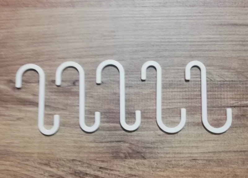 Beyaz S plastik askı kanca